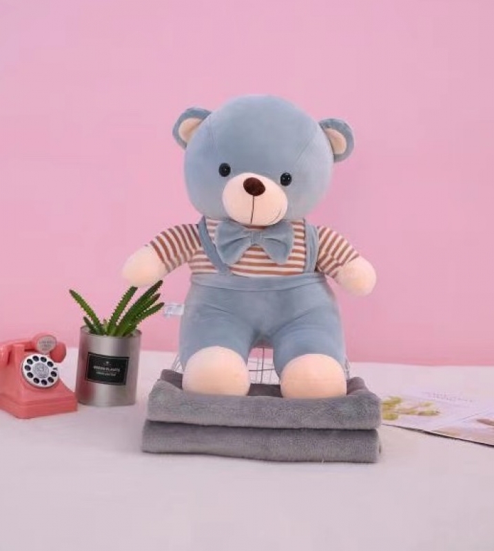 Плед - іграшка - подушка Ведмедик у штаниках з бантом стоячий